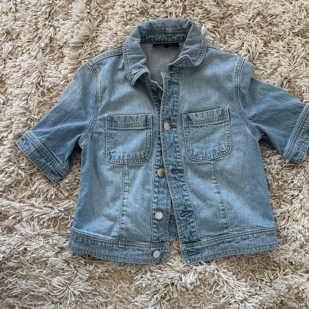 Light Blue Short-Sleeve Denim Top